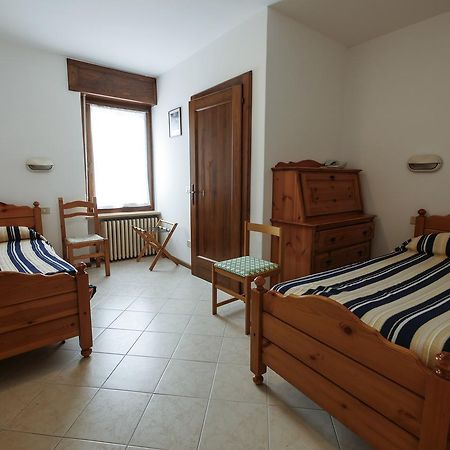 Albergo De March Farra d'Alpago Exteriér fotografie